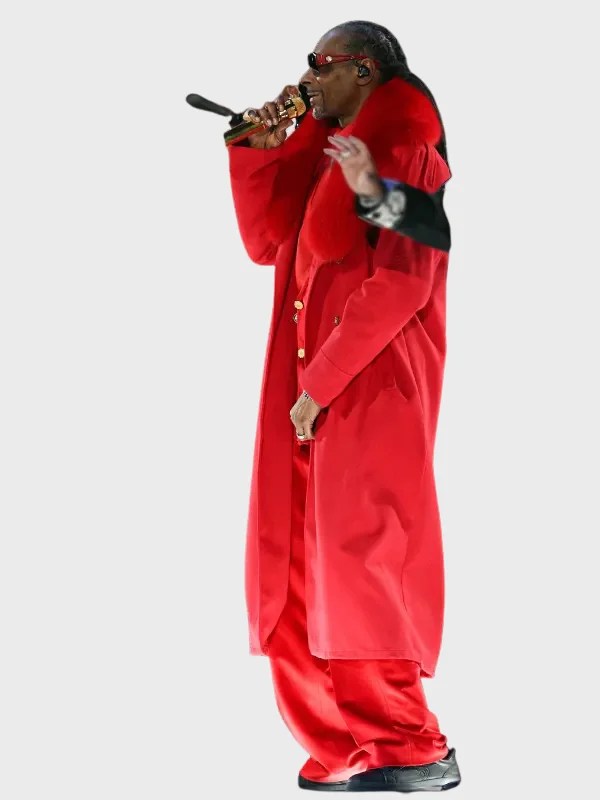 Halftime Show Christmas 2025 Snoop Dogg Red Coat