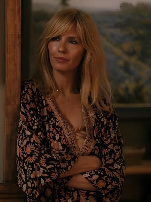 Dutton Ranch 2026 Kelly Reilly Floral Robe