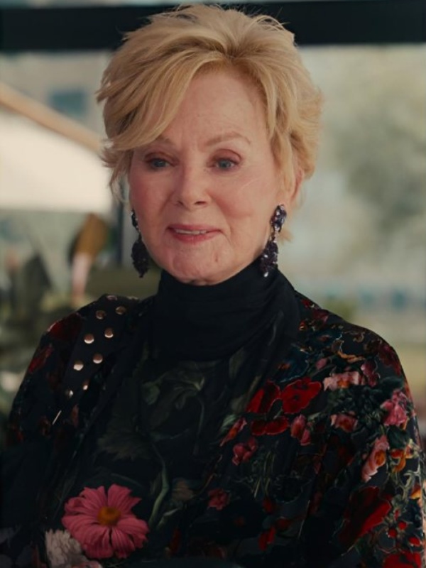 Hacks S5 Jean Smart Floral Turtleneck Fitted Top