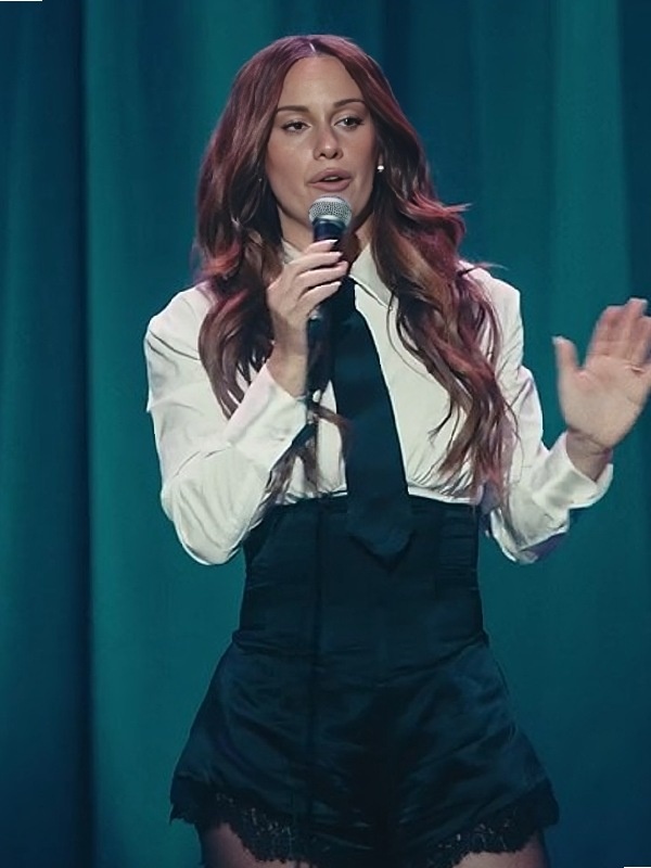 Hannah Berner White Shirt with Contrasting Black Tie