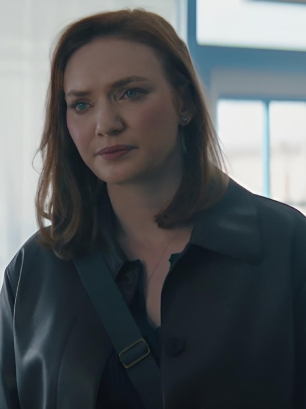 The Fortune 2026 Eleanor Tomlinson Collared Leather Jacket