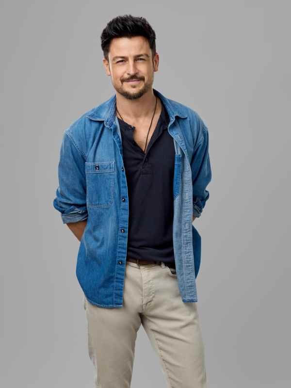 I’ll Be Seeing You 2026 Tyler Hynes Denim Shirt