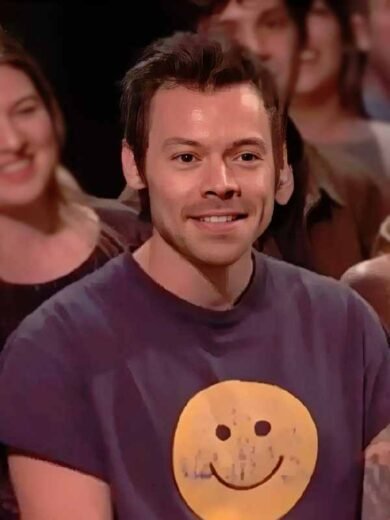 Harry Styles Surprise Cameo SNL Smiley Face T-Shirt