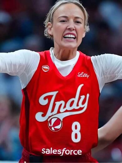 Wings vs Fever Gameday Sophie Cunningham Red Jersey