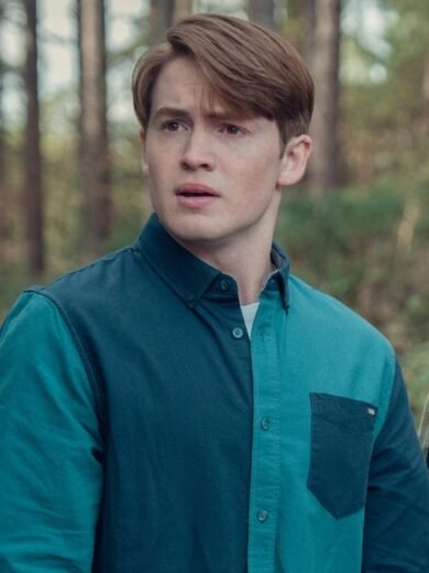 Heartstopper S2 Kit Connor Colorblock Shirt