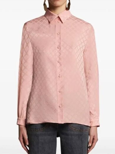 The Comeback S3 Lisa Kudrow Pink Shirt