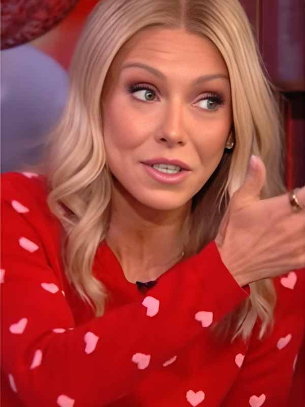 Live with Kelly and Mark Kelly Ripa Red Hearts Sweater