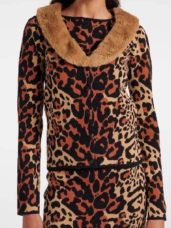 Margo’s 2026 Michelle Pfeiffer Leopard Print Cardigan - Image 4