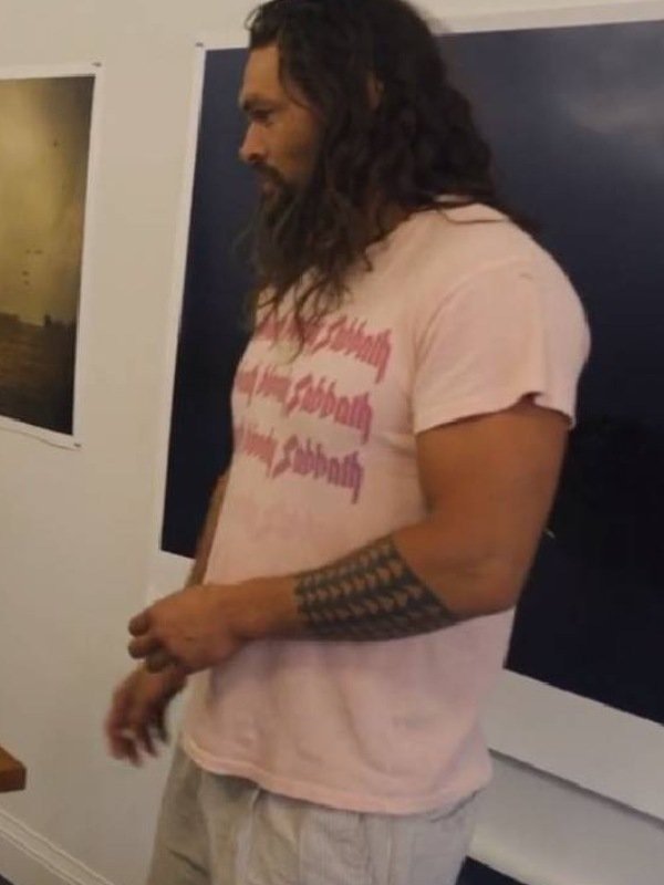 On The Roam 2024 Jason Momoa Pink Shirt - Image 2