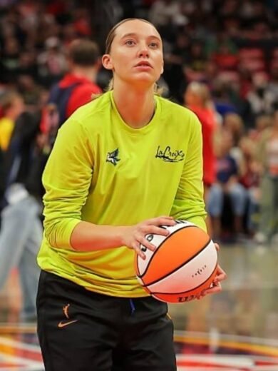 Wings vs Fever Paige Bueckers Long sleeve T-Shirt