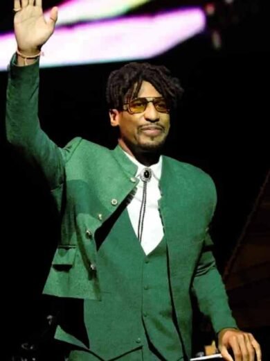 CinemaCon 2026 Jon Batiste Green Blazer