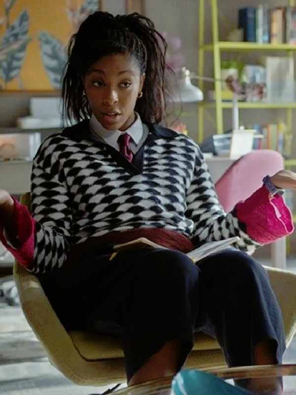 Shrinking S3 Jessica Williams Collared knit top - Image 2