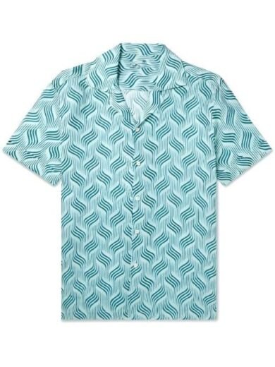 The Reluctant Traveler S3 Eugene Levy Blue Shirt