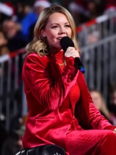 Sarah Reeves 93rd Annual Hollywood Christmas Parade Velvet Blazer